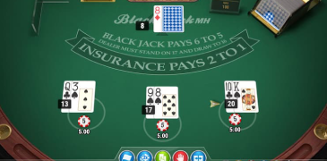 Screenshot of an online blackjack game